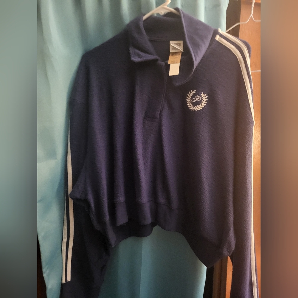 Cropped sweatshirt